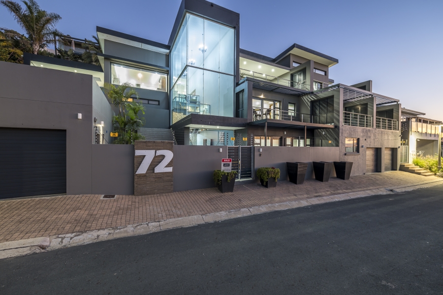 6 Bedroom Property for Sale in Mossel Bay Central Western Cape